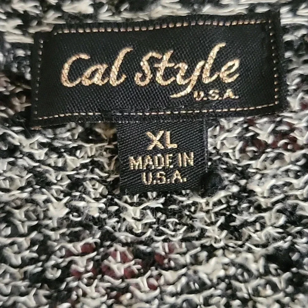 Cal Style Cardigan - Picture 4 of 4